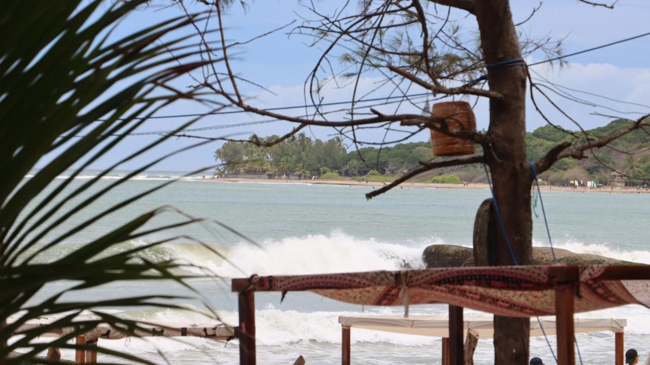 Watermusic Arugam Bay Exterior foto